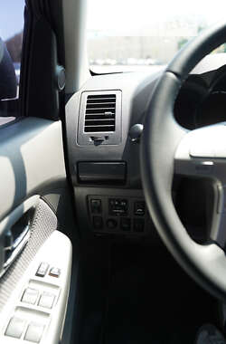 Пикап Toyota Hilux 2012 в 
