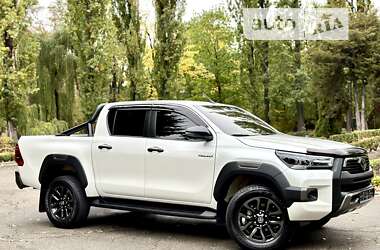 Пікап Toyota Hilux 2022 в 
