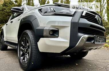 Пікап Toyota Hilux 2022 в 