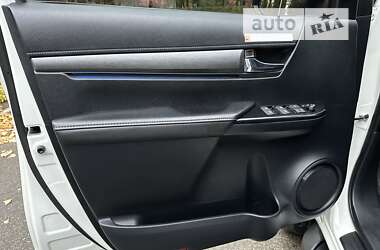 Пікап Toyota Hilux 2022 в 