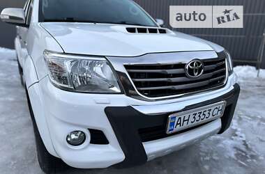 Пикап Toyota Hilux 2014 в 