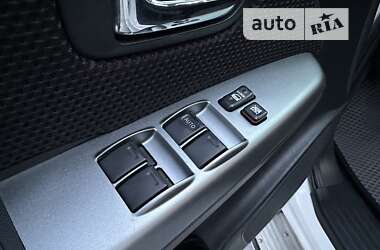 Пикап Toyota Hilux 2014 в 