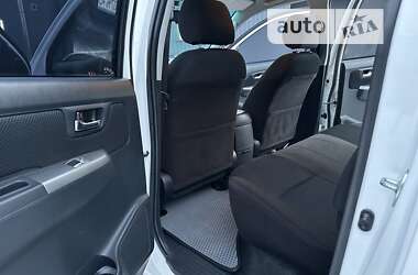 Пикап Toyota Hilux 2014 в 