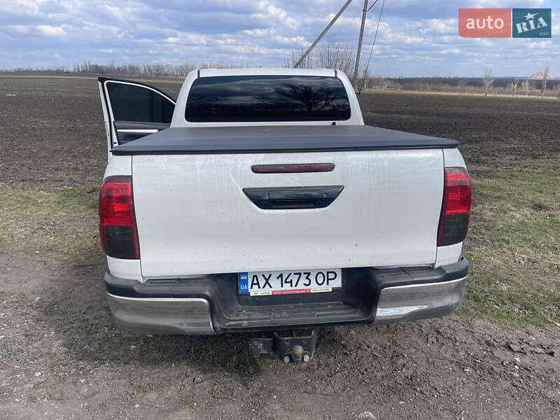 Пикап Toyota Hilux 2017 в Верхнеднепровске