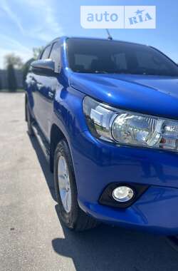 Пикап Toyota Hilux 2018 в Мироновке