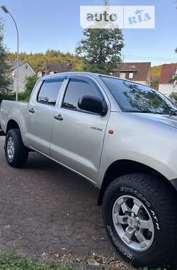 Пікап Toyota Hilux 2013 в Києві