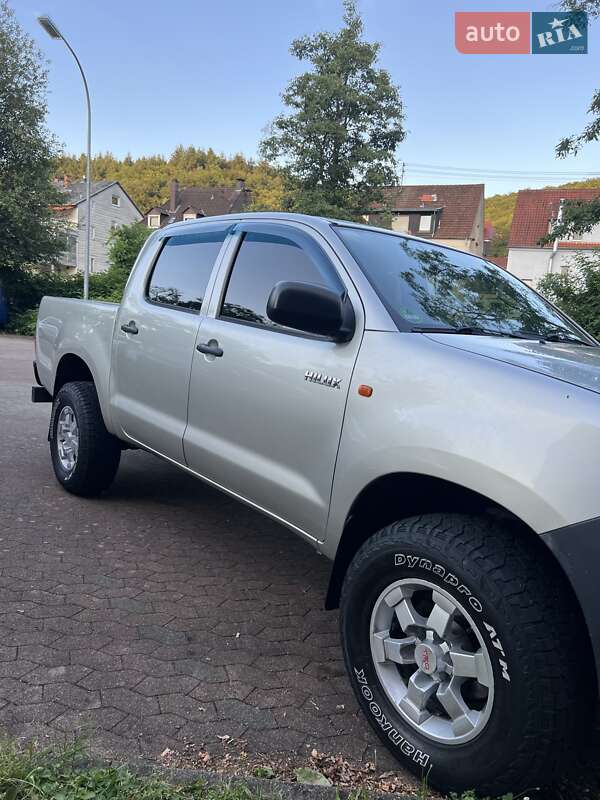 Toyota Hilux 2013