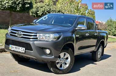 Пикап Toyota Hilux 2015 в 