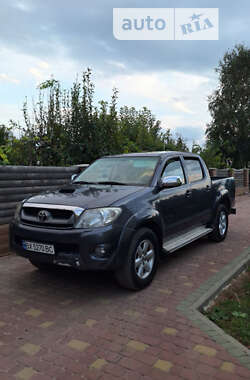 Пікап Toyota Hilux 2010 в Волочиську