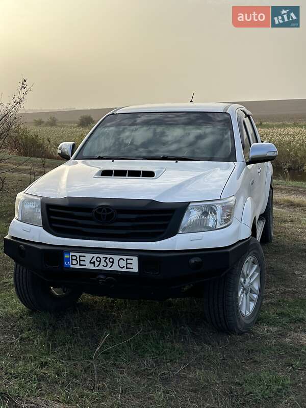 Пікап Toyota Hilux 2013 в Березнегуватому