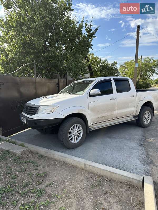 Пікап Toyota Hilux 2013 в Березнегуватому