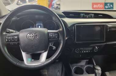 Пикап Toyota Hilux 2020 в Киеве