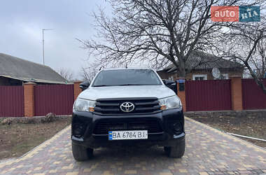 Пикап Toyota Hilux 2017 в 
