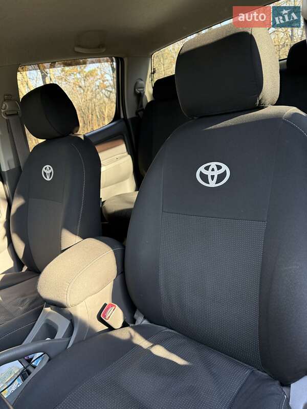 Пікап Toyota Hilux 2013 в Одесі