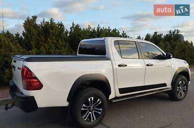 Пикап Toyota Hilux 2017 в Киеве