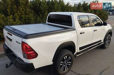 Пикап Toyota Hilux 2017 в Киеве