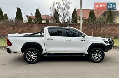 Пікап Toyota Hilux 2016 в Рівному