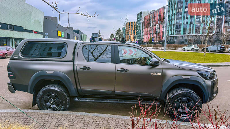 Пікап Toyota Hilux 2022 в Києві