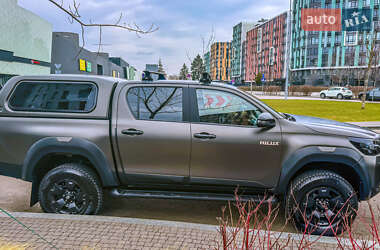 Пикап Toyota Hilux 2022 в 