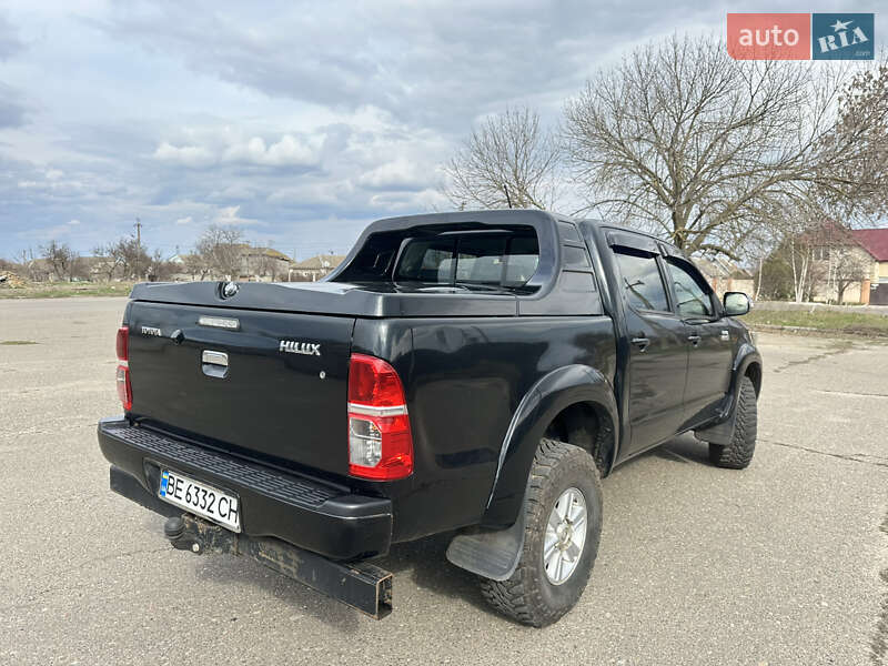 Пикап Toyota Hilux 2012 в Луцке