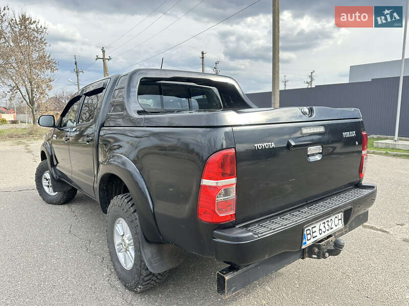 Пикап Toyota Hilux 2012 в Луцке
