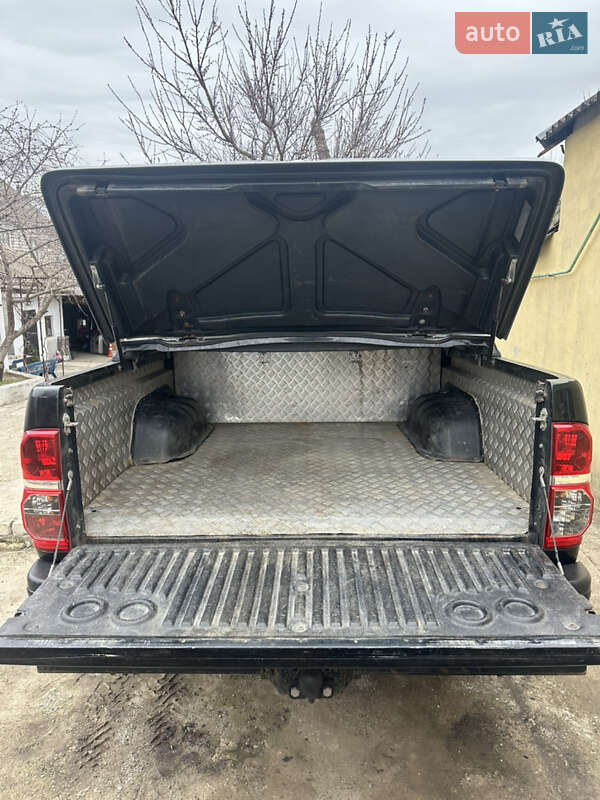 Пикап Toyota Hilux 2012 в Луцке