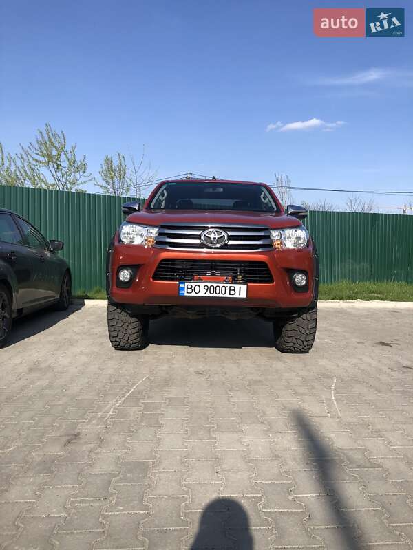 Пикап Toyota Hilux 2017 в Киеве