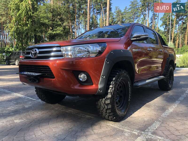 Пикап Toyota Hilux 2017 в Киеве