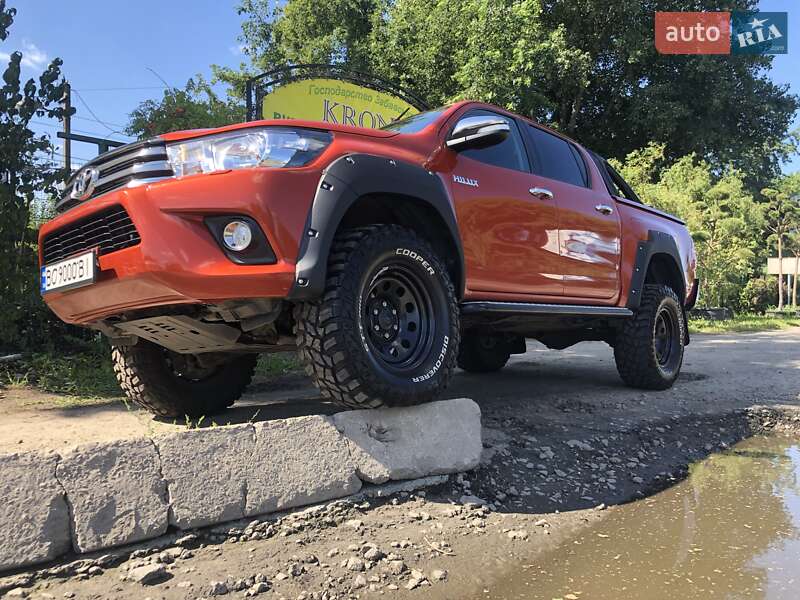 Пикап Toyota Hilux 2017 в Киеве