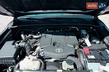 Пикап Toyota Hilux 2019 в 