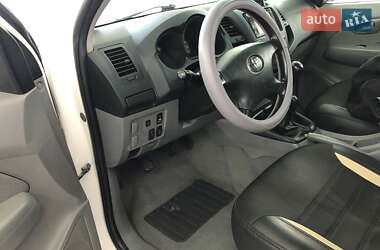 Пікап Toyota Hilux 2011 в 
