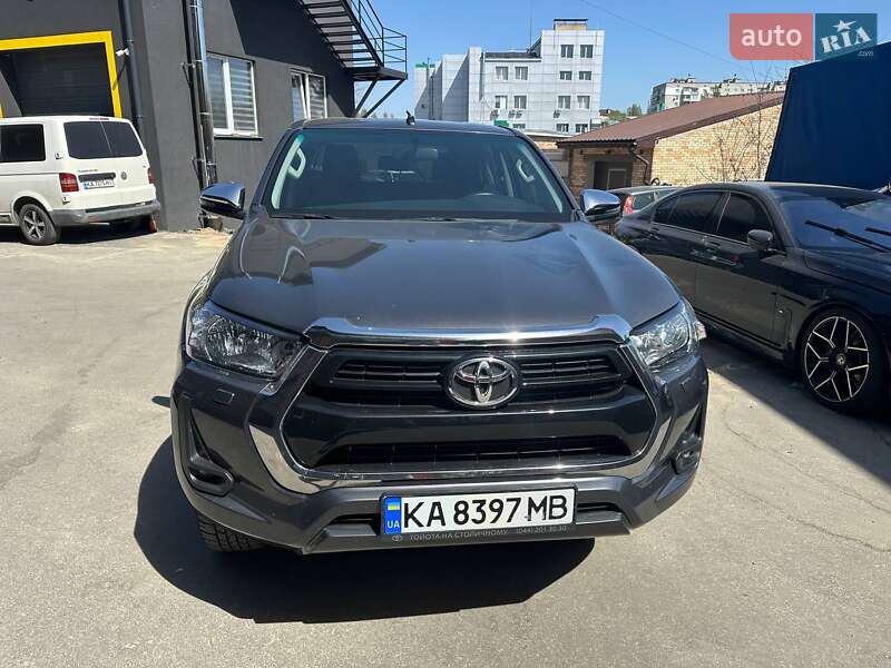 Пикап Toyota Hilux 2022 в 