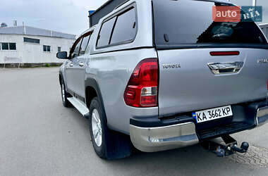 Пікап Toyota Hilux 2017 в 