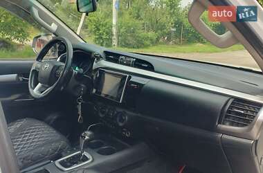 Пикап Toyota Hilux 2017 в 