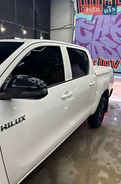 Пікап Toyota Hilux 2024 в Києві
