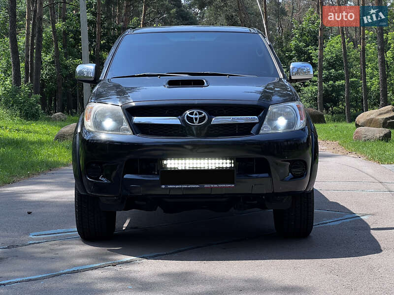 Пикап Toyota Hilux 2007 в Житомире