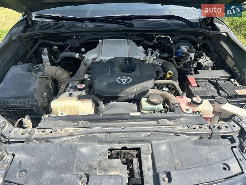 Пикап Toyota Hilux 2022 в Сумах