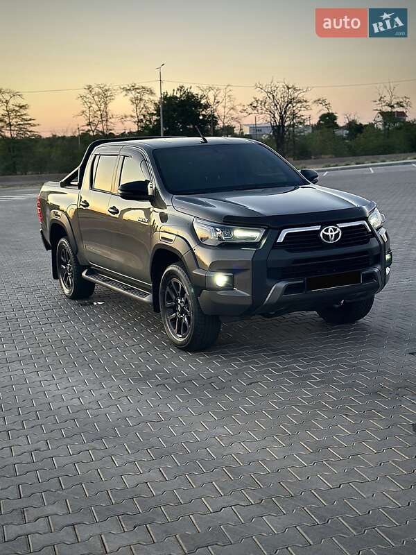 Toyota Hilux 2021
