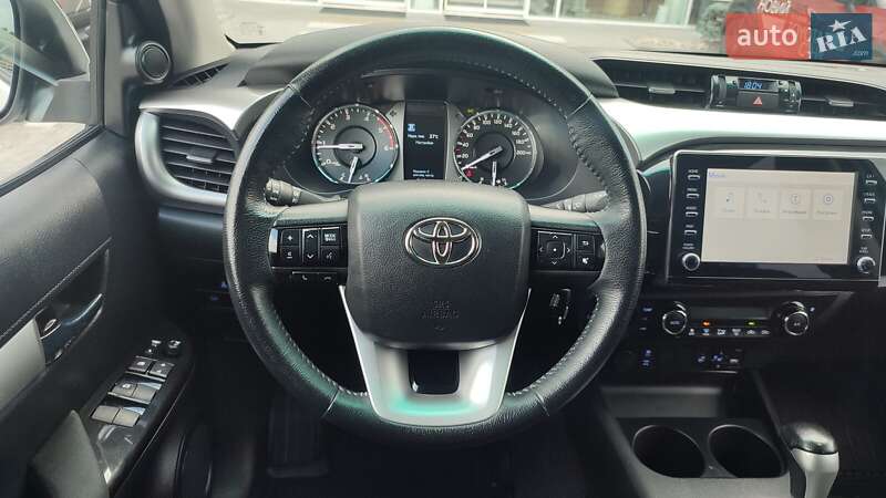 Пикап Toyota Hilux 2020 в Киеве