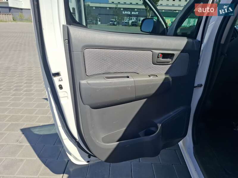 Пікап Toyota Hilux 2013 в Черкасах