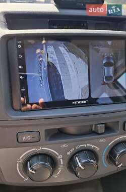 Пикап Toyota Hilux 2013 в 