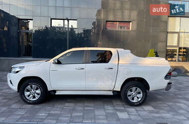 Пикап Toyota Hilux 2017 в Киеве