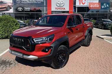 Пикап Toyota Hilux 2023 в Хмельницком