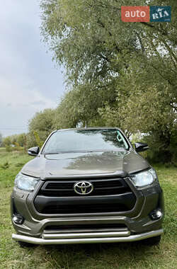 Пикап Toyota Hilux 2021 в 