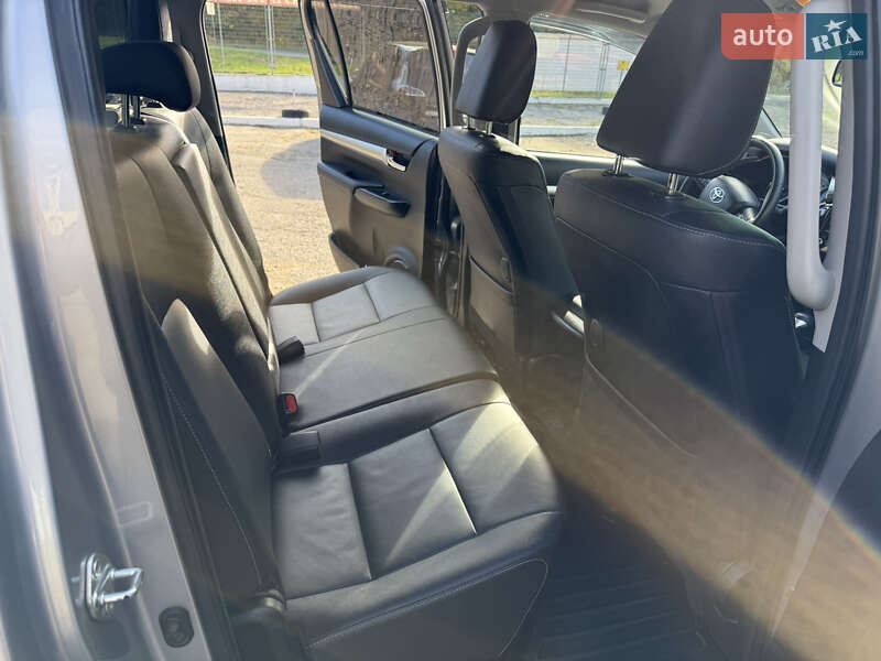 Пикап Toyota Hilux 2021 в Днепре