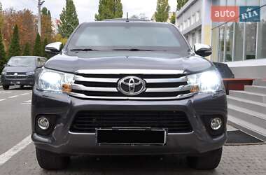 Пикап Toyota Hilux 2016 в 