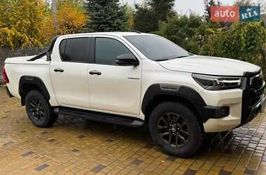 Пикап Toyota Hilux 2021 в 