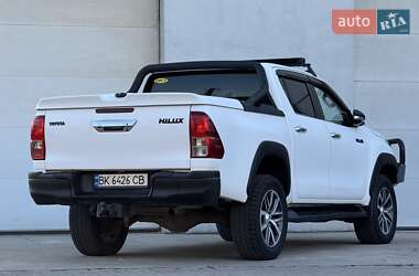 Пикап Toyota Hilux 2016 в 