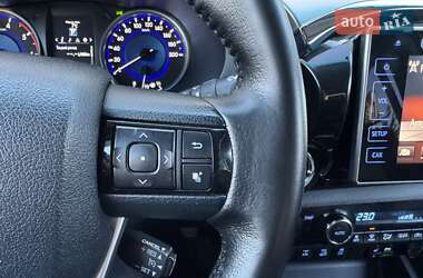 Пикап Toyota Hilux 2016 в 