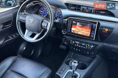 Пикап Toyota Hilux 2016 в 